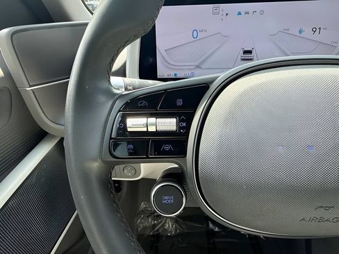 Used 2025 Hyundai Ioniq 6 SEL RWD image 14