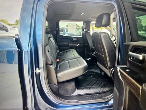 Used 2019 Chevrolet Silverado 1500 RST w/ True North Edition AWD/4WD image 5