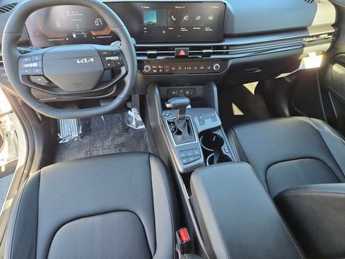 New 2026 Kia Sportage EX w/ EX Panorama Roof Package image 24