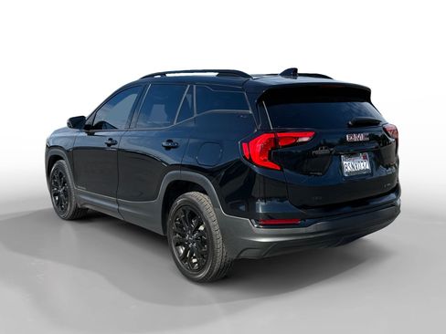 Used 2020 GMC Terrain SLT w/ Preferred Package AWD/4WD image 3