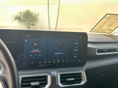 Used 2025 Ford Mustang Premium image 25