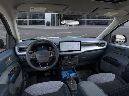 New 2025 Ford Maverick XLT w/ XLT Luxury Package image 9