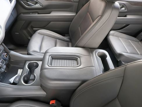 Used 2022 Chevrolet Tahoe Z71 w/ Luxury Package image 36