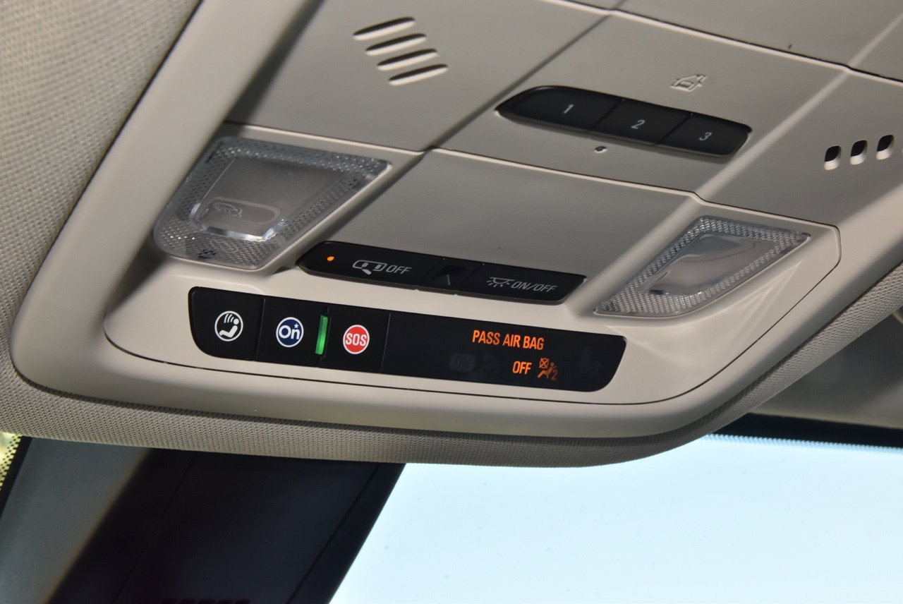 Used 2023 GMC Acadia Denali w/ Denali Technology Package FWD image 32