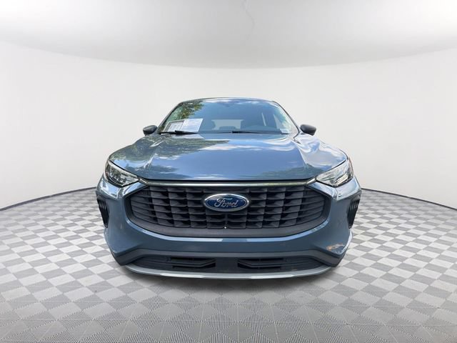 Used 2024 Ford Escape Active w/ Cold Weather Package FWD image 2