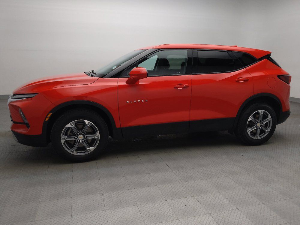 Used 2023 Chevrolet Blazer LT w/ LPO, Cargo Package AWD/4WD image 2