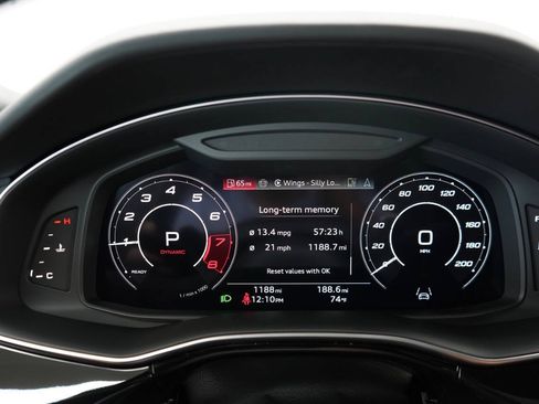 Used 2026 Audi RS Q8 performance AWD/4WD image 82