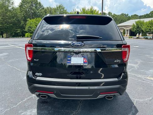 Used 2018 Ford Explorer XLT AWD/4WD image 14