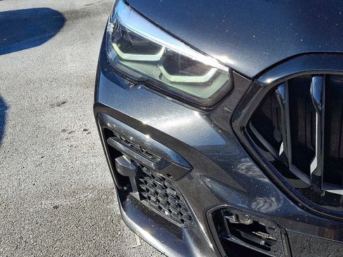 Used 2022 BMW X6 xDrive40i w/ M Sport Package image 10