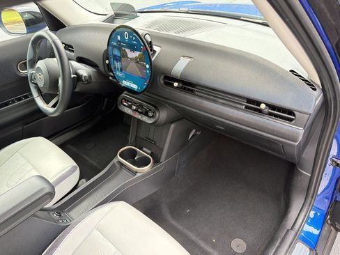 Certified 2025 MINI Cooper S FWD image 30