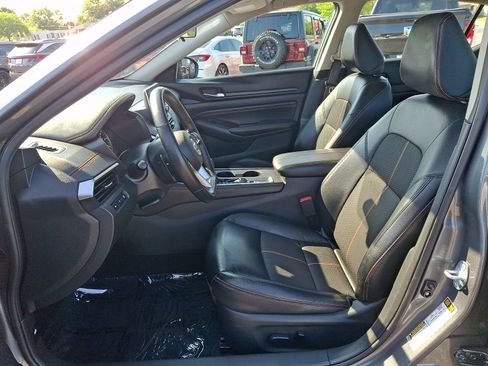 Used 2021 Nissan Altima 2.5 SR AWD/4WD image 13