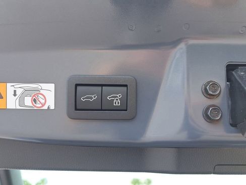 New 2026 Toyota Prius XSE Premium image 7