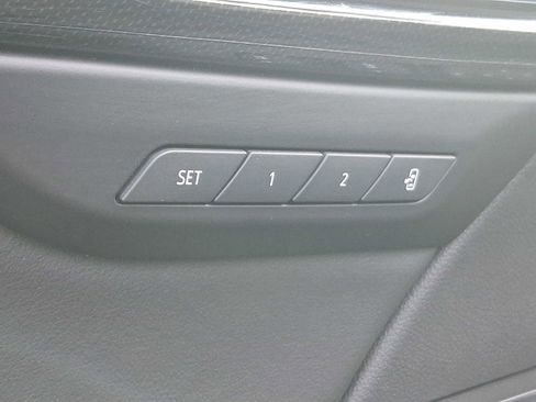 Certified 2022 Buick Envision Essence w/ Technology Package I image 31