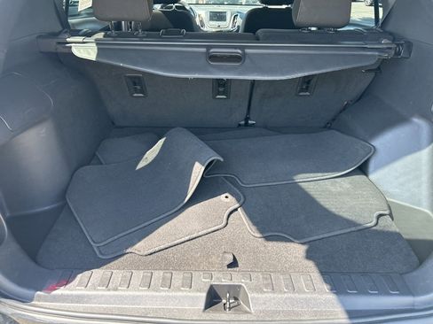 Used 2023 Chevrolet Equinox LT w/ Driver Convenience Package image 52