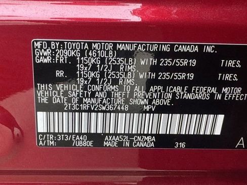Used 2025 Toyota RAV4 XLE Premium FWD image 35