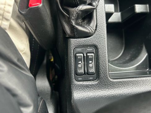 Used 2014 Subaru Impreza 2.0i Sport Premium image 11