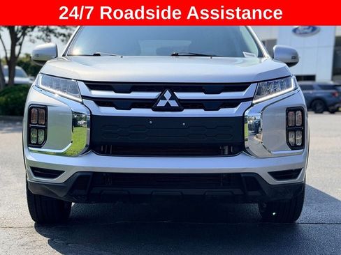 Used 2024 Mitsubishi Outlander Sport SE AWD/4WD image 5