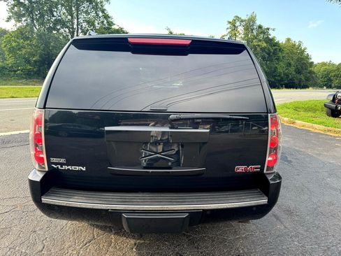 Used 2012 GMC Yukon Denali image 7