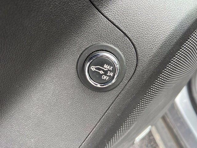Used 2020 GMC Acadia Denali w/ Technology Package AWD/4WD image 30