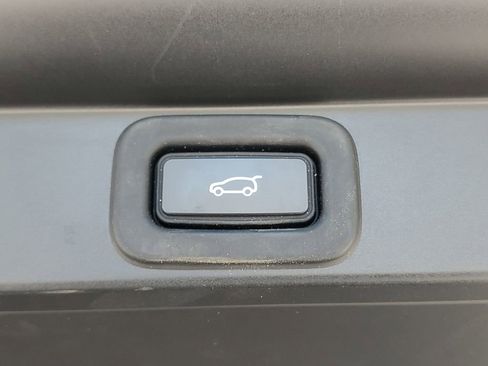 Certified 2023 Land Rover Range Rover SE AWD/4WD image 35