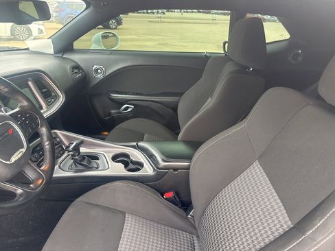 Used 2022 Dodge Challenger GT image 37