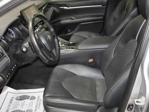 Used 2022 Toyota Camry XSE w/ Navigation Upgrade Package FWD image 32