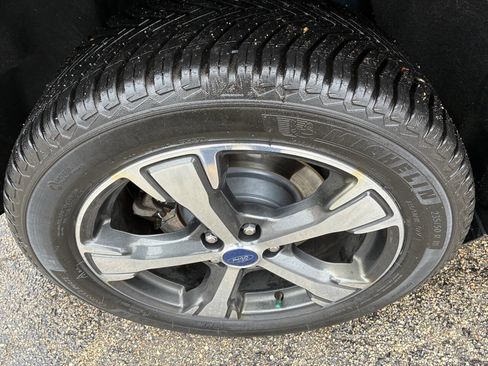 Used 2018 Ford Escape SEL w/ Ford Safe & Smart Package image 32