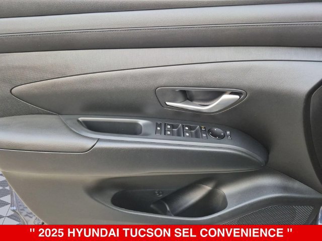 Used 2025 Hyundai Tucson SEL AWD/4WD image 11