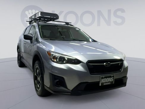 Used 2018 Subaru Crosstrek 2.0i AWD/4WD image 2