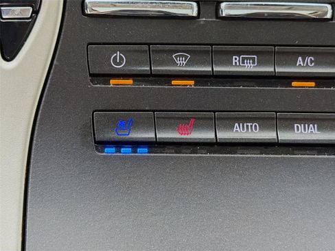 Used 2020 Lincoln Nautilus Reserve w/ Equipment Group 201A image 20