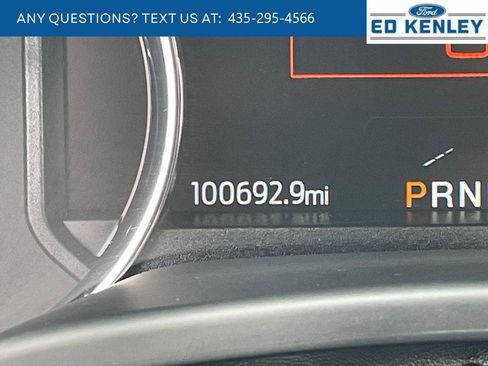 Used 2022 Ford F350 Lariat w/ Black Appearance Package image 22