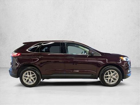 Certified 2024 Ford Edge SEL w/ Convenience Package image 4