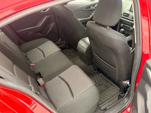 Used 2014 MAZDA MAZDA3 i Touring w/ Technology Package image 9