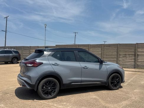Used 2024 Nissan Kicks SR w/ SR Premium Package FWD image 26