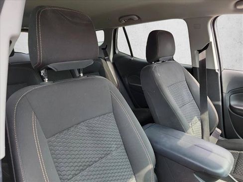 Used 2018 GMC Terrain SLE w/ Driver Convenience Package FWD image 11
