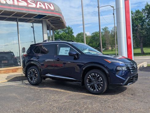 New 2026 Nissan Rogue Platinum w/ Platinum Premium Package AWD/4WD image 13