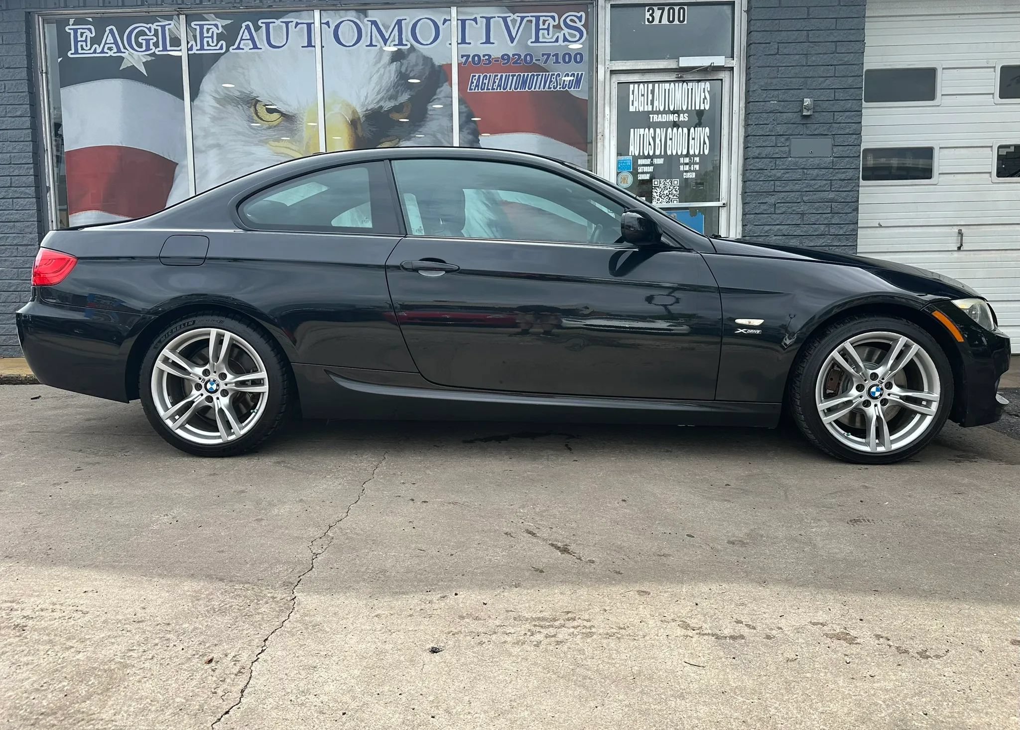 Used 2012 BMW 335i xDrive Coupe w/ M Sport Pkg AWD/4WD image 2