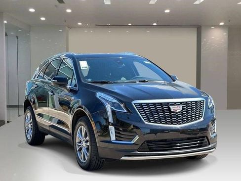 Certified 2023 Cadillac XT5 Premium Luxury AWD/4WD image 5