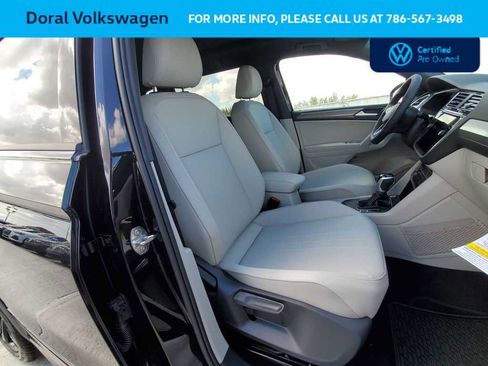 Used 2023 Volkswagen Tiguan SE R-Line FWD image 32