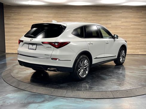 Used 2024 Acura MDX SH-AWD w/ Technology Package image 22