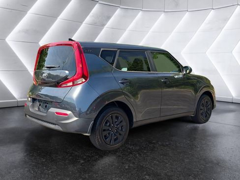 Used 2020 Kia Soul LX FWD image 5