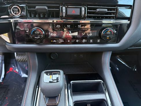 Used 2023 Nissan Pathfinder Rock Creek AWD/4WD image 28