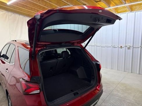 Used 2023 Chevrolet Equinox Premier AWD/4WD image 44