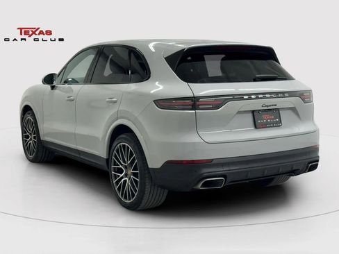Used 2022 Porsche Cayenne image 6