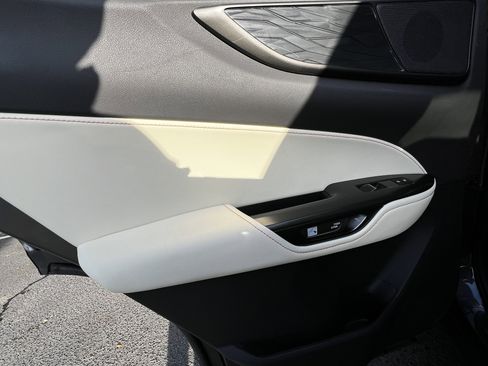 Used 2024 Lexus NX 250 FWD image 29