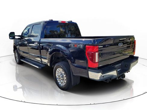 Used 2021 Ford F250 Lariat w/ Lariat Ultimate Package AWD/4WD image 3
