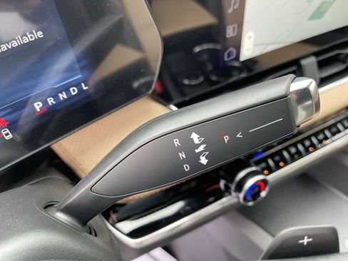 New 2026 Chevrolet Equinox ACTIV w/ Convenience Package III image 20