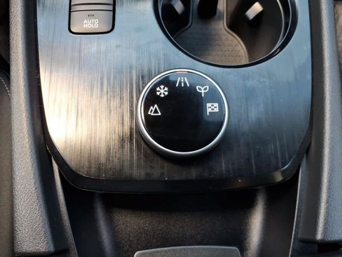 Certified 2024 Nissan Rogue SV AWD/4WD image 21