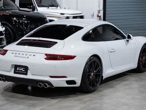 Used 2017 Porsche 911 Carrera S image 6
