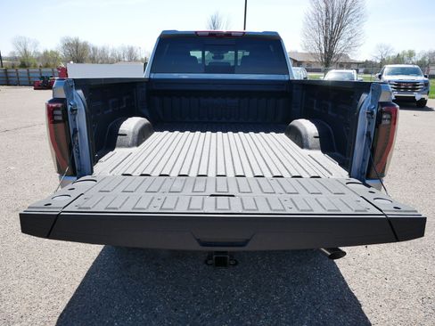 New 2026 GMC Sierra 3500 AT4 w/ AT4 Premium Plus Package AWD/4WD image 10